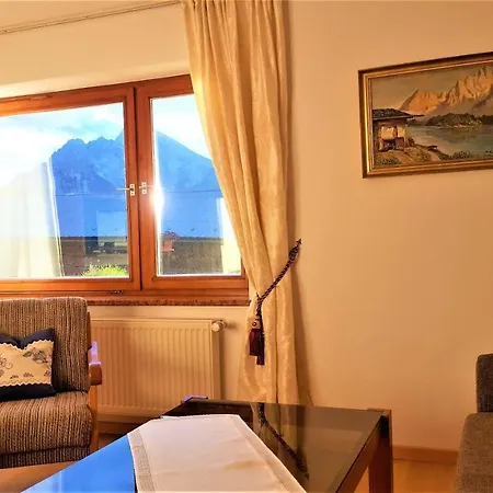 4 Bergpanorama Mit Herrlicher Alpinen Almlandschaft Fuer Absolute Nichtraucher *