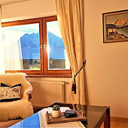 4 Bergpanorama Mit Herrlicher Alpinen Almlandschaft Fuer Absolute Nichtraucher *